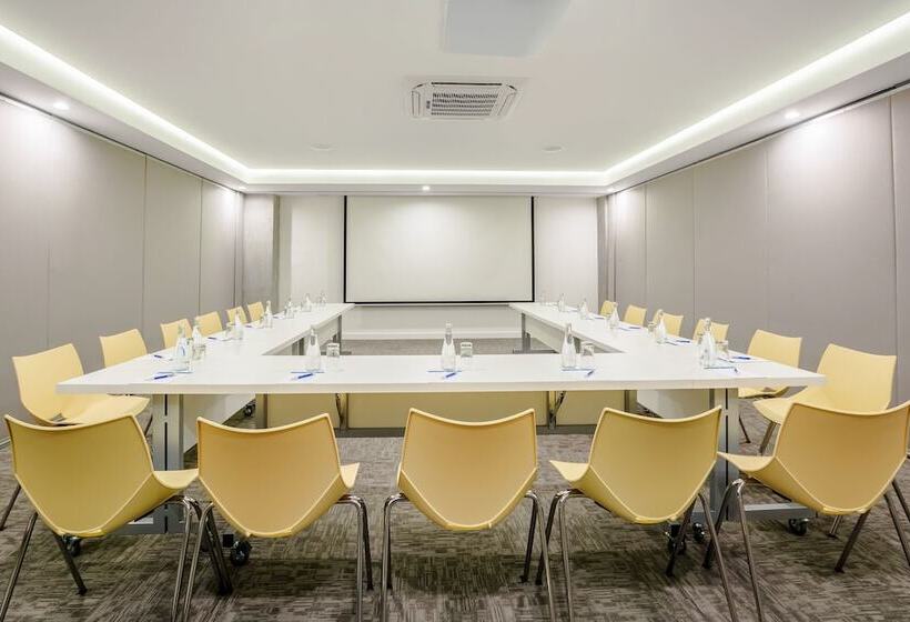 فندق NH San Luis Potosi