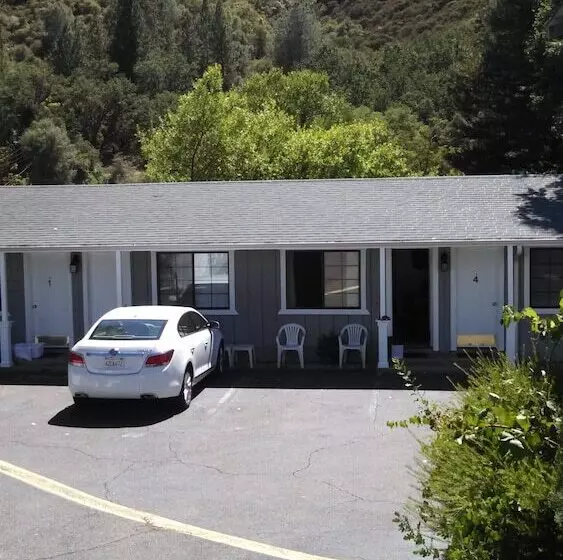 モーテル Mother Lode Lodge