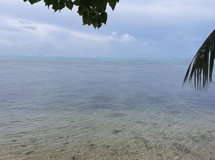 Pensió Fare Aute Beach