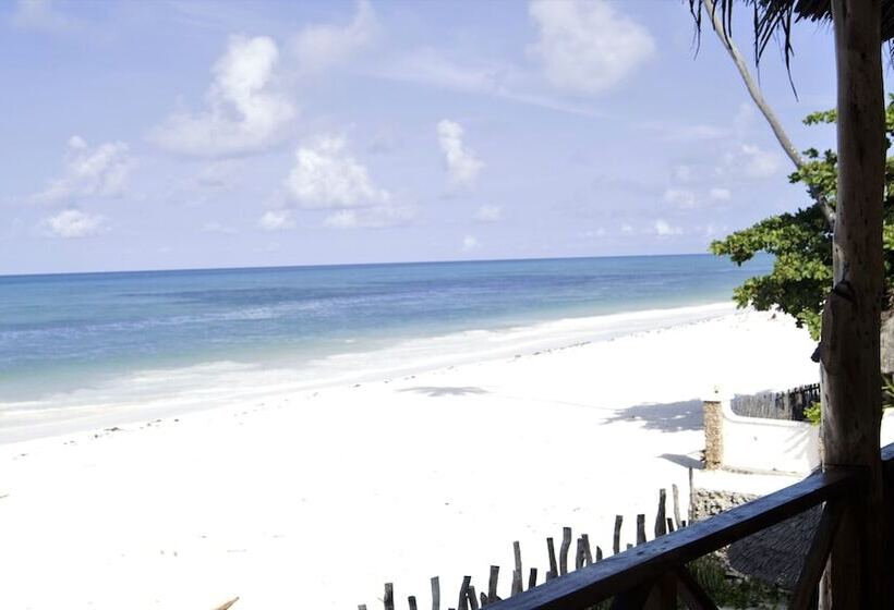 بنسيون Melik's