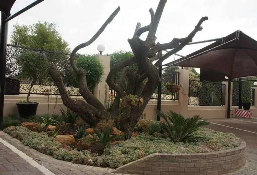 ベッドアンドブレックファースト The Lapha Guesthouse & Conference Centre