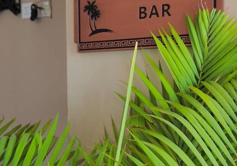 ホテル Serenity Terraces Beach