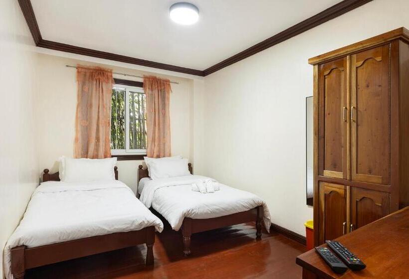 هتل Villa Moa Baguio