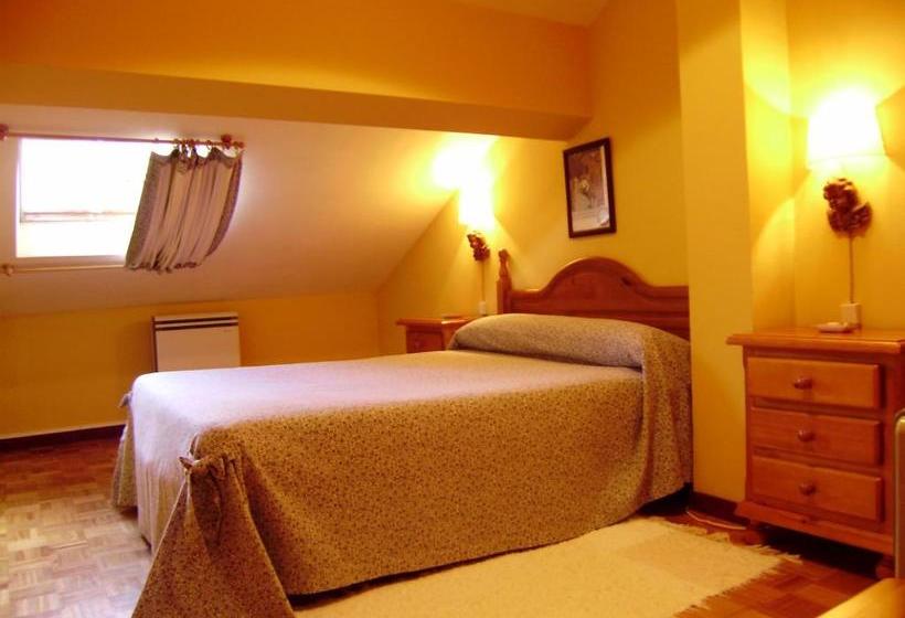 Escuder Apartamentos Turísticos