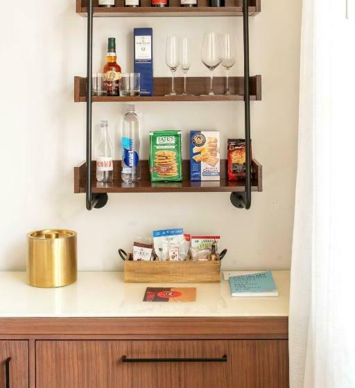 Fenway Hotel, Autograph Collection