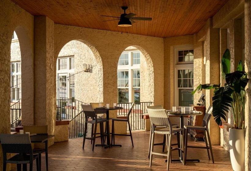 Fenway Hotel, Autograph Collection