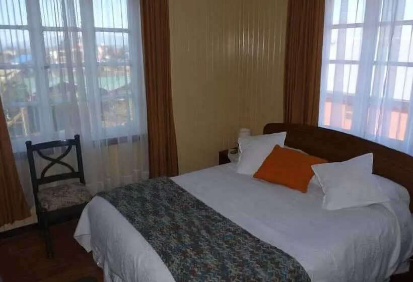 Hostal Opapa Juan