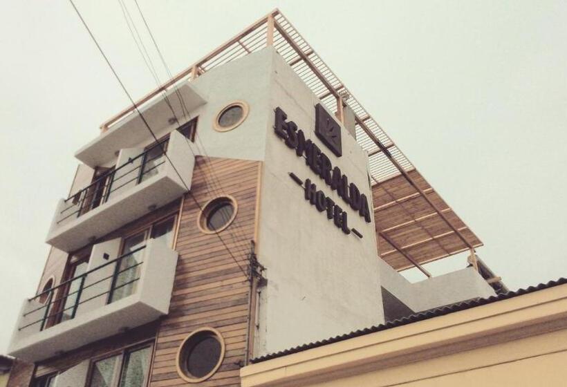 בית מלון כפרי Esmeralda