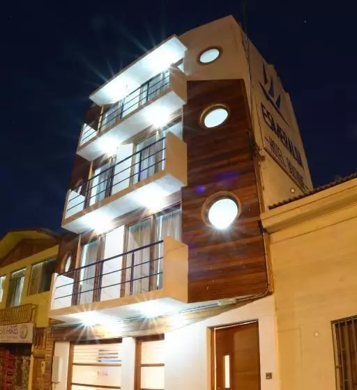 Hotelli Esmeralda