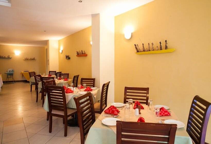 هتل Gorillas Lake Kivu