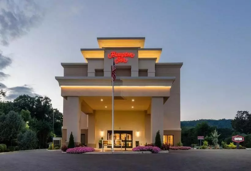 ホテル Hampton Inn Covington Va