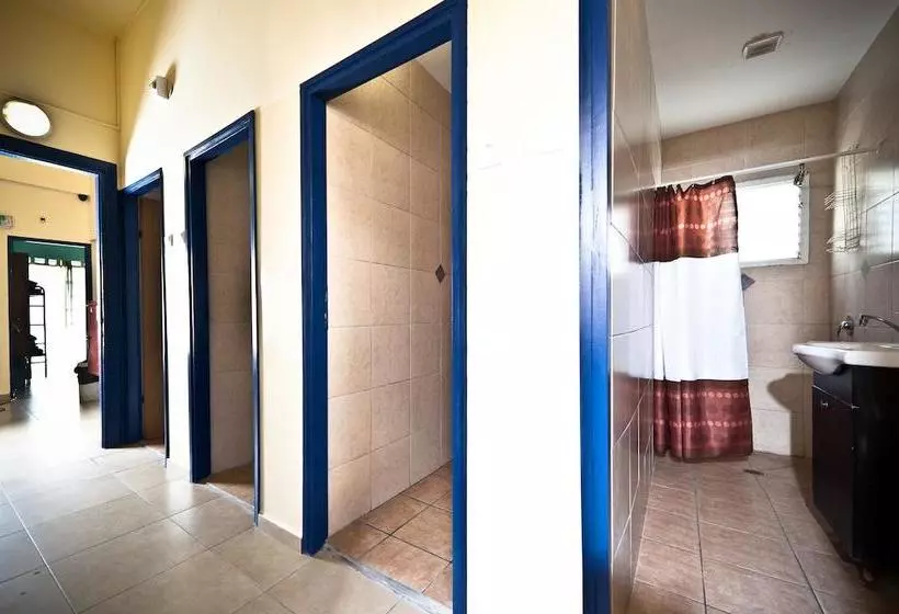 Hotelli Hayarkon Hostel