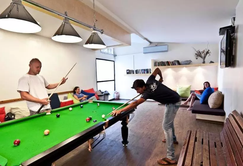 Hotelli Hayarkon Hostel