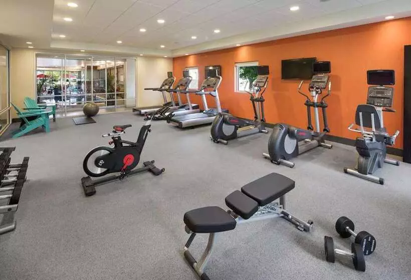 ホテル Home2 Suites By Hilton Mishawaka South Bend, In