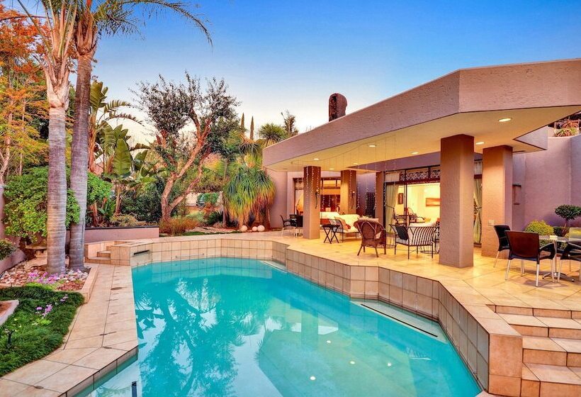 Отель Le Petit Fillan