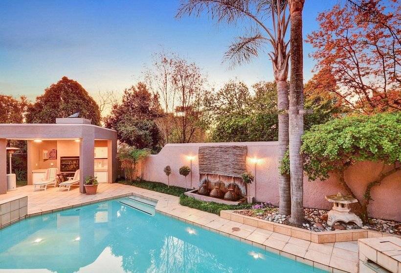 Отель Le Petit Fillan