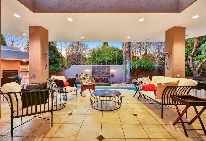 Отель Le Petit Fillan