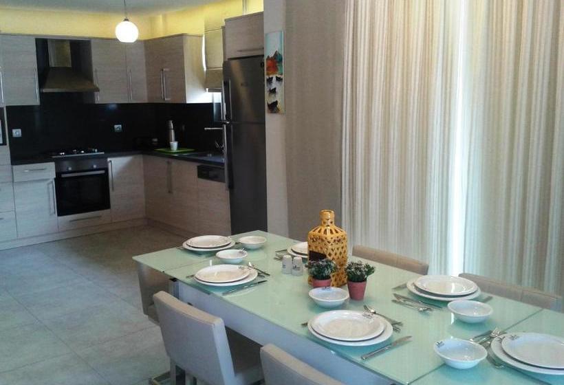 Hotel Lighthouse Lydia Villas