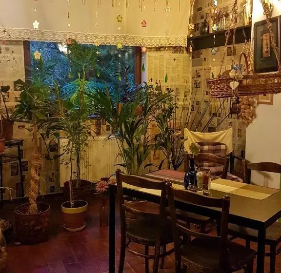 ホテル Bistro Pension La Teleferic
