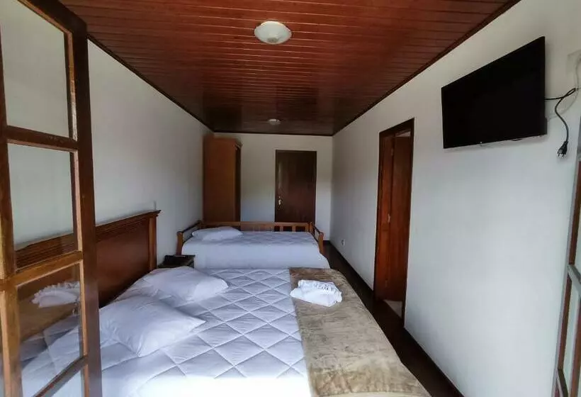 Hotelli Pousada Campos De Paiva