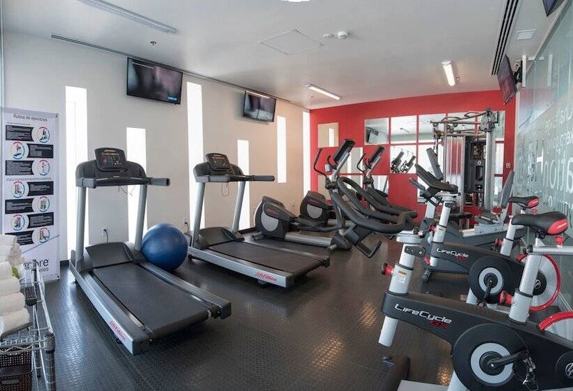 فندق Ramada Encore By Wyndham Puebla