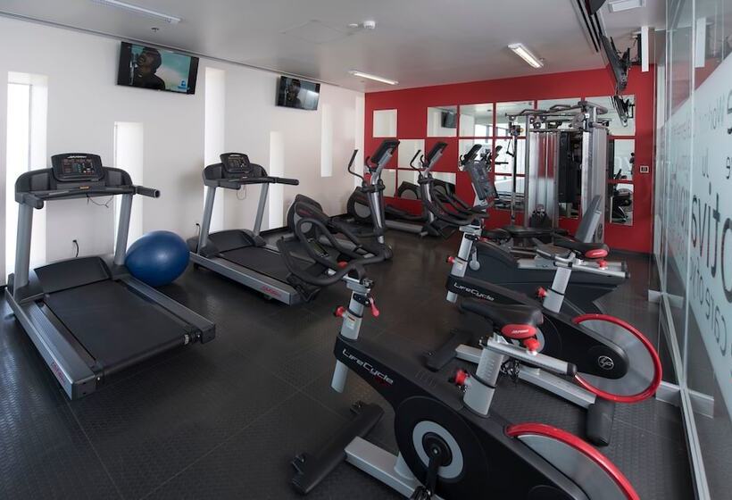 فندق Ramada Encore By Wyndham Puebla