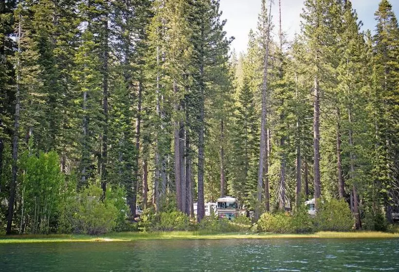 ホテル Snowflower Rv Resort