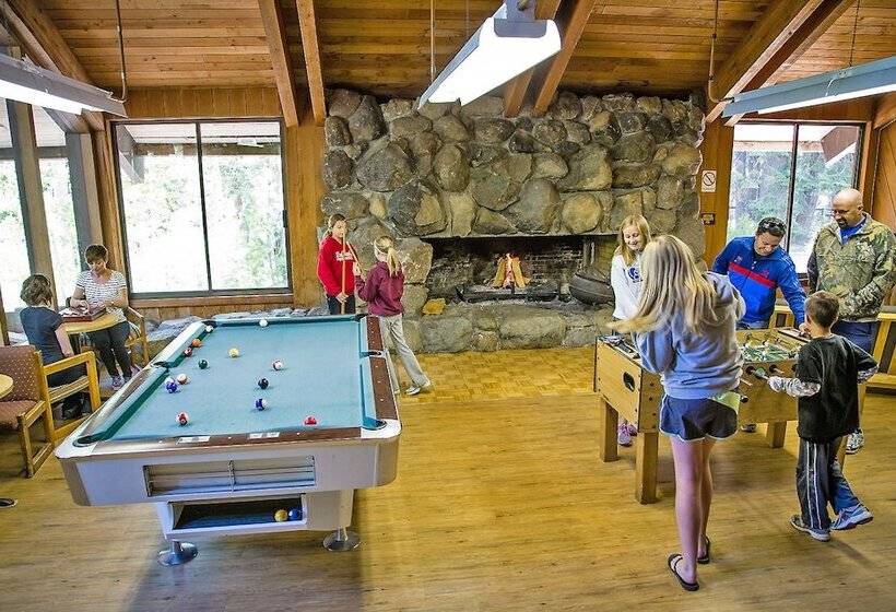 هتل Snowflower Rv Resort