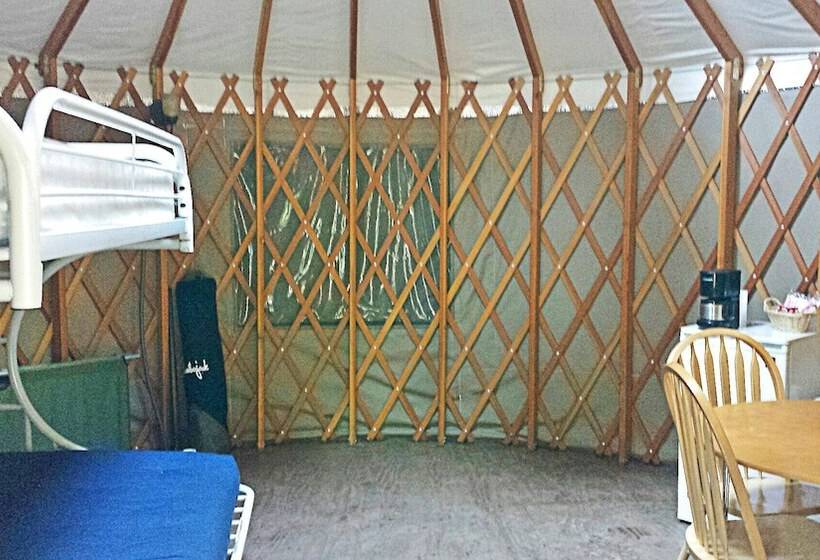 هتل Snowflower Rv Resort