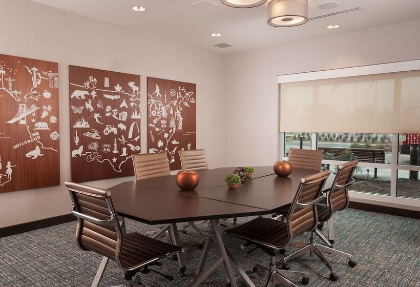 فندق Towneplace Suites By Marriott Charleston Airport/convention Center