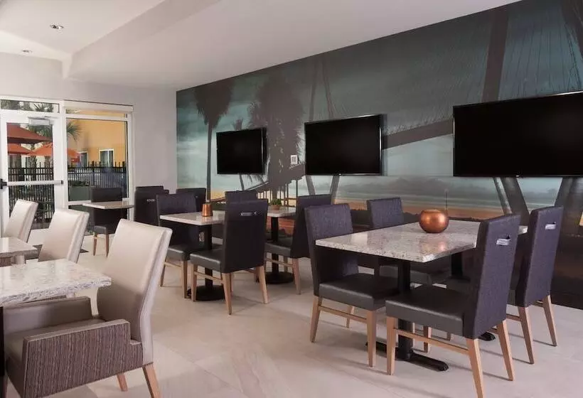 ホテル Towneplace Suites By Marriott Charleston Airport/convention Center