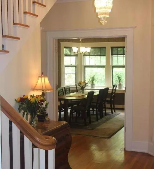 Brown Street Inn Bed And Breakfast
