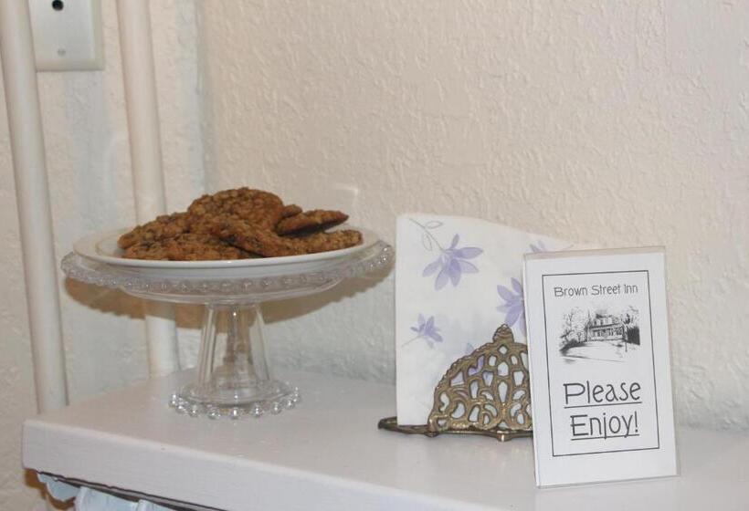 Brown Street Inn Bed And Breakfast