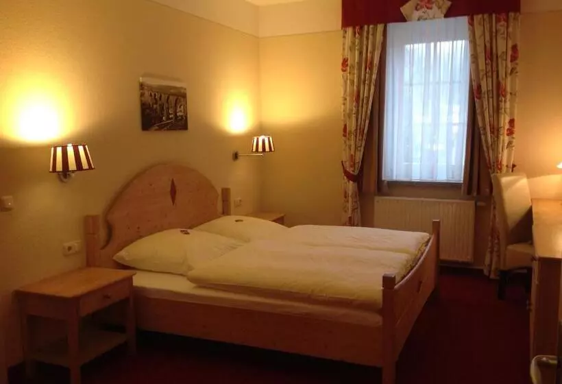 Bei Zwillings Hotel & Restaurant
