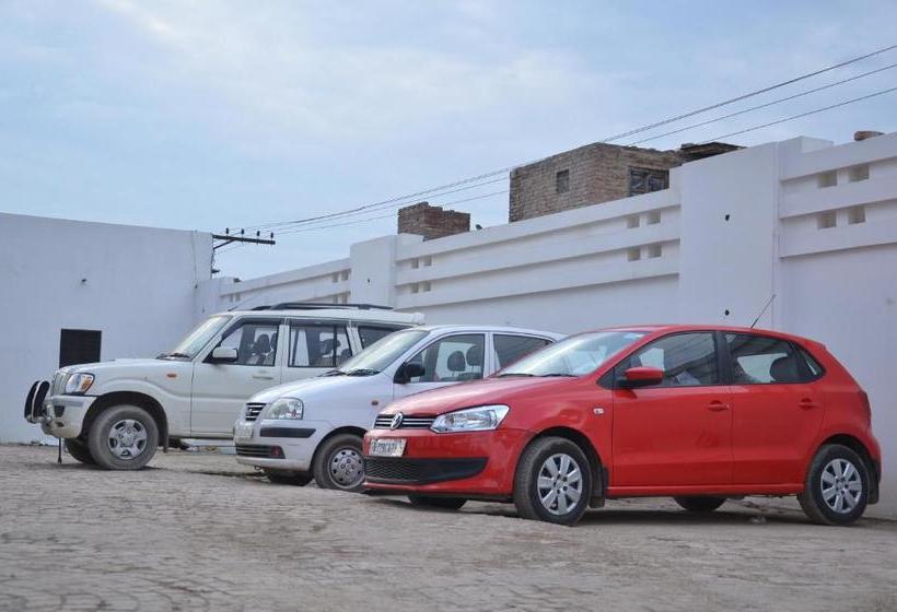 酒店 Bellevue Inn Restaurant & Resort