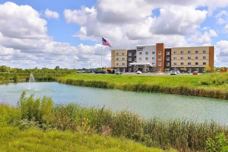 ホテル Fairfield Inn & Suites By Marriott Warrensburg