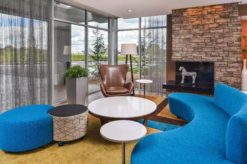ホテル Fairfield Inn & Suites By Marriott Warrensburg