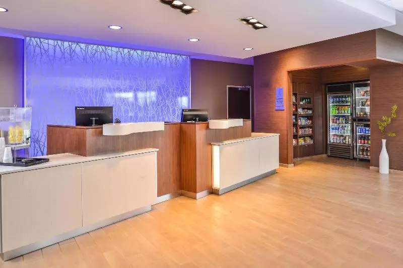 ホテル Fairfield Inn & Suites By Marriott Warrensburg