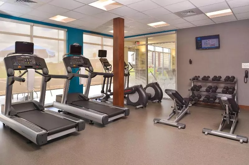 ホテル Fairfield Inn & Suites By Marriott Warrensburg