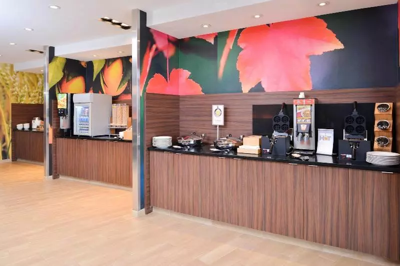 ホテル Fairfield Inn & Suites By Marriott Warrensburg