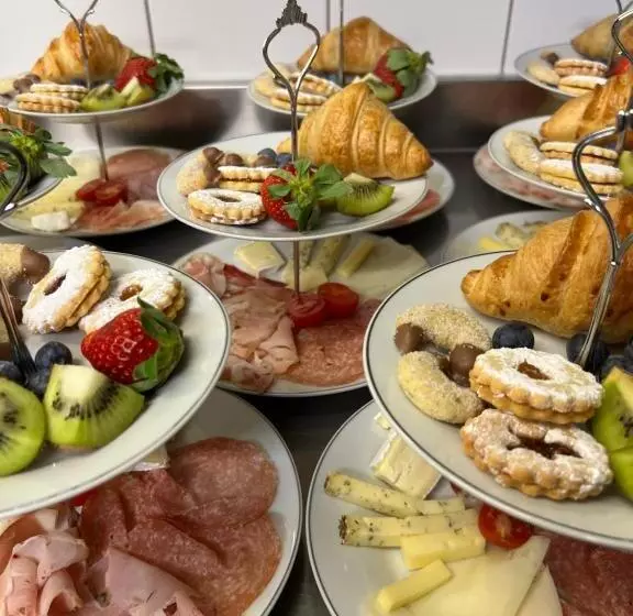 Hotelli Guesthouse St Nikolaus