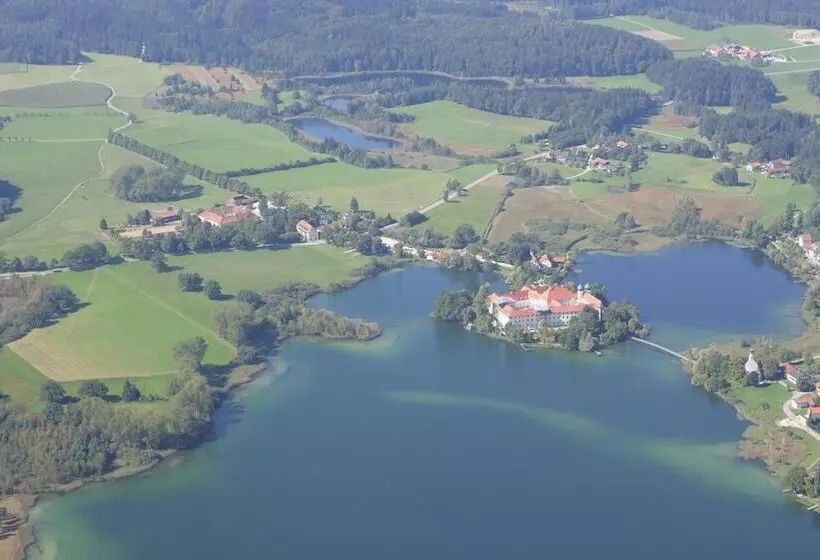 ホテル Haus Rufinus Am Kloster Seeon