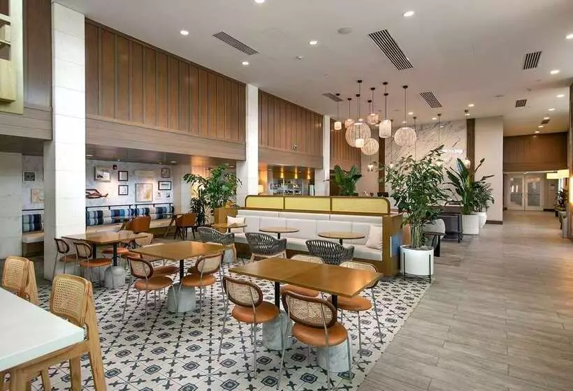 ホテル Inn At The Pier Pismo Beach, Curio Collection By Hilton