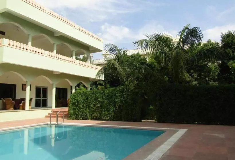 Hotelli Jungle Retreat Ranthambore
