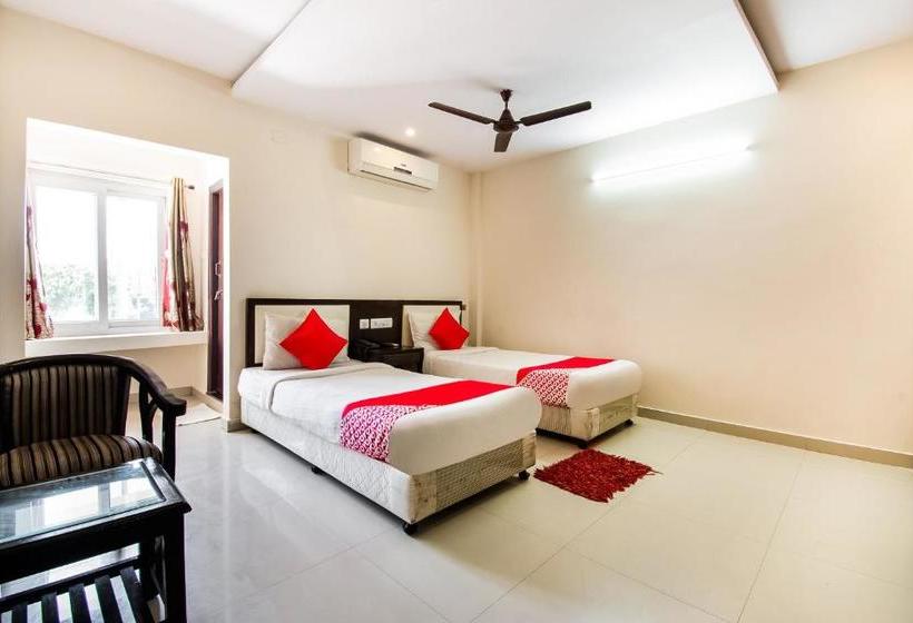 酒店 Kiran Vilas International