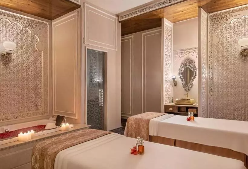 Hotelli Noormahal Palace