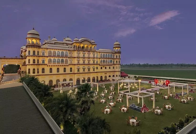 Hotelli Noormahal Palace