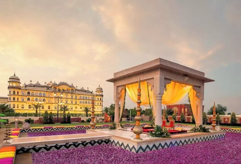 Hotelli Noormahal Palace
