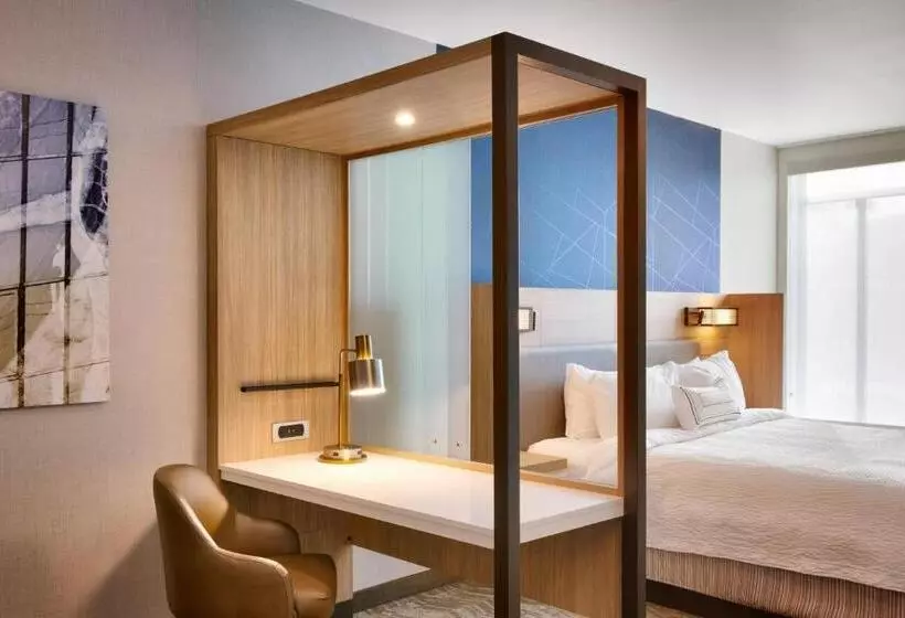 ホテル Springhill Suites By Marriott Coralville