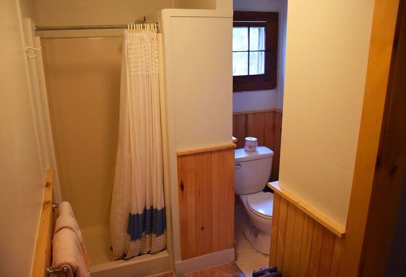 בית מלון כפרי The Baseball